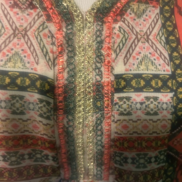 Zac & Rachel Red and Green Patterned Tunic Top - Picture 3 of 5